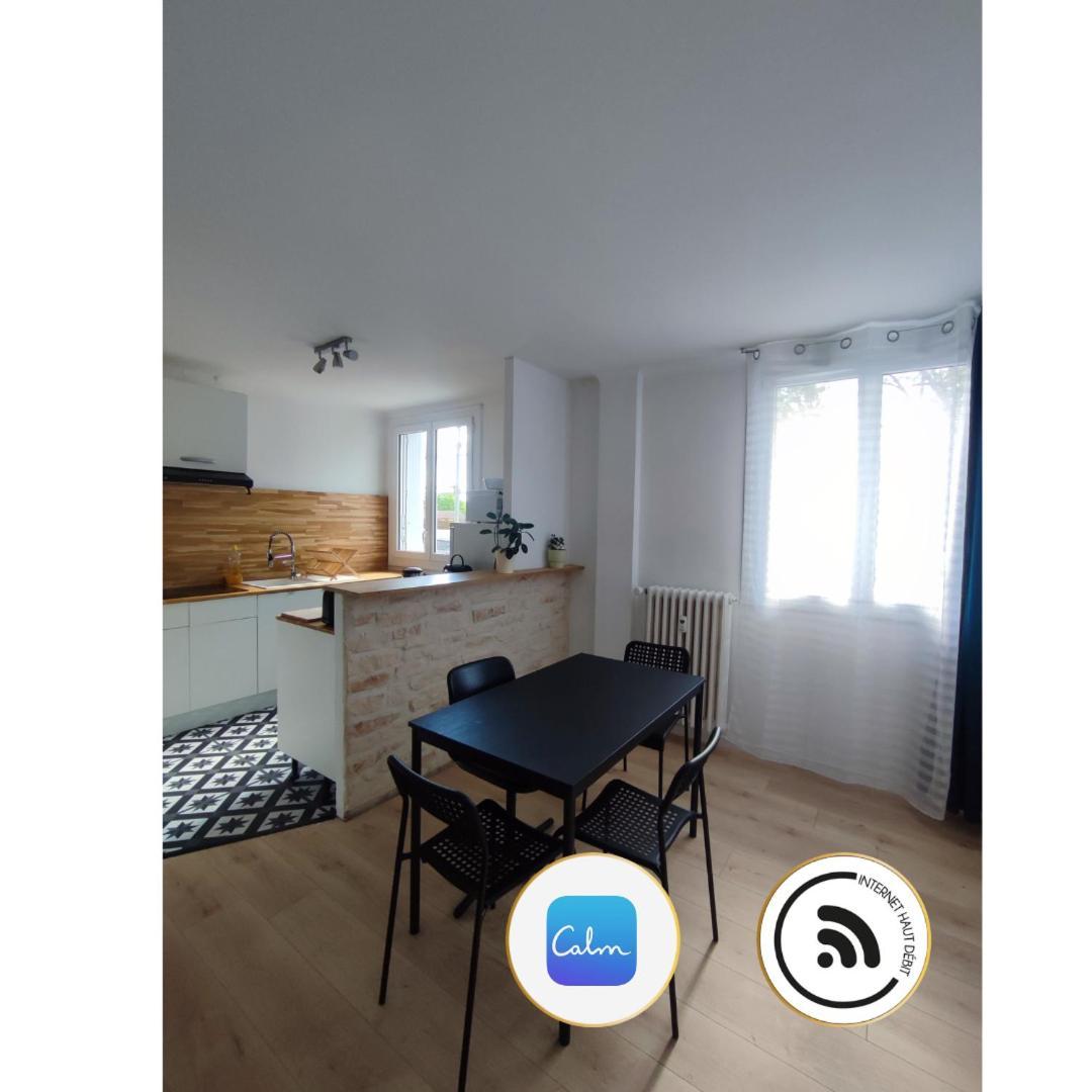 Chambre Dans Appartement Les Grands Noels Saint-Sebastien-sur-Loire Exterior photo
